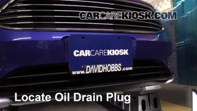 2015 Ford Focus Titanium 2.0L 4 Cyl. FlexFuel Sedan Huile Changer l'huile et le filtre à huile